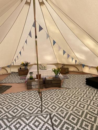 Willow glamping