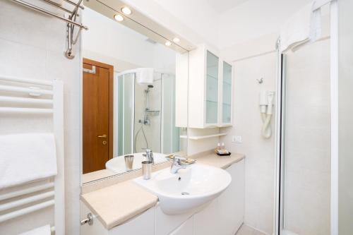 Residence Ca' Foscolo - image 2
