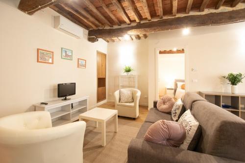  Elisabeth Luxury Flat in Lucca