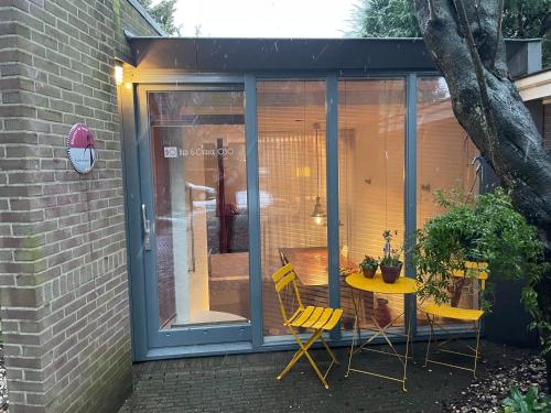 Exterior view, Bed & Office 050 in Oranjebuurt