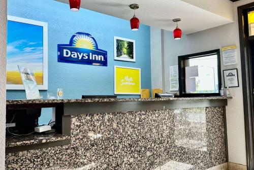 Days Inn by Wyndham Charlotte Northlake in Charlotte, USA