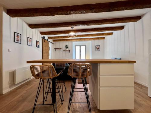 Kitchen, Les Poutres de Cuvier in Montbeliard