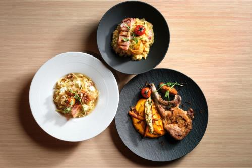 Moxy Paris Val d'Europe Moxy Paris Val d'Europe