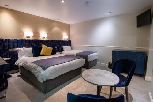 Woodenbridge Hotel - image 7