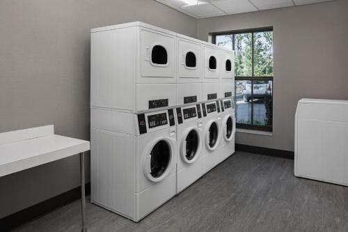 Residence Inn By Marriott Jacksonville-Mayo Clinic Area - image 9