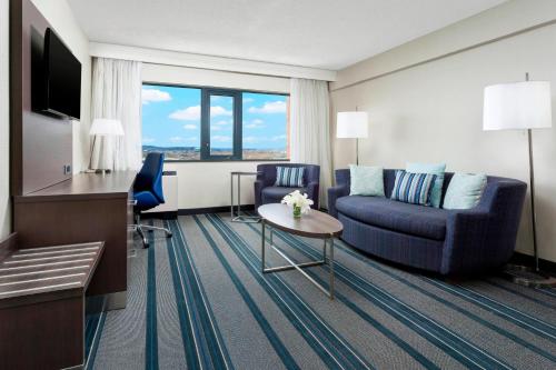 Courtyard by Marriott Boston Cambridge