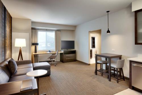 Residence Inn by Marriott Provo South University - image 13