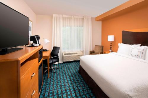 Fairfield Inn & Suites-Washington DC