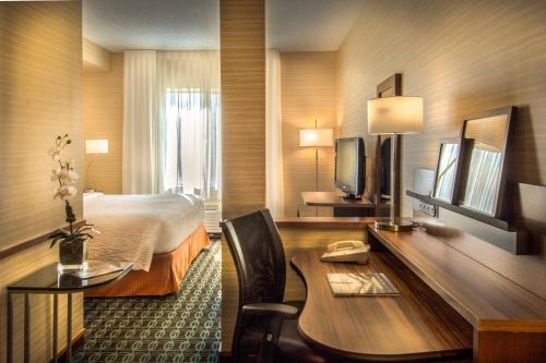 Fairfield Inn & Suites Dulles Airport