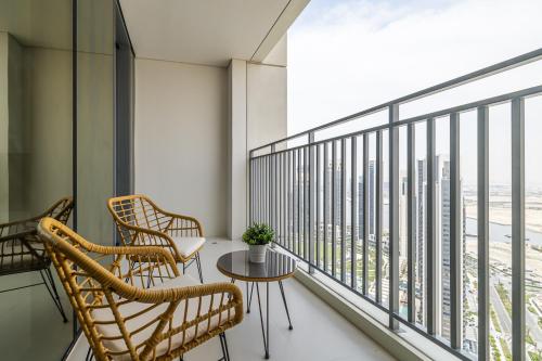 Creek View Apartment in Creek Harbour - image 2