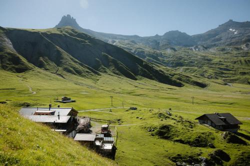 Berg- & Naturhotel Engstligenalp - image 13