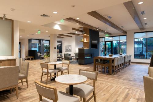 Residence Inn by Marriott Fort Worth Southwest - image 2