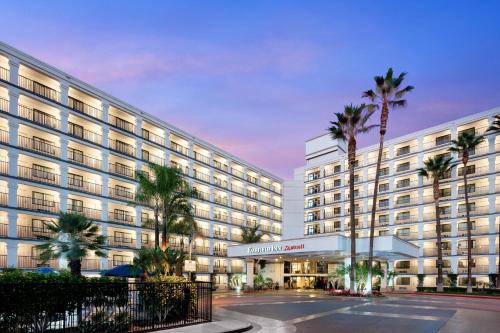 Fairfield by Marriott Anaheim Resort in Anaheim, USA