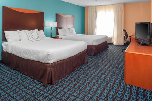 Fairfield Inn and Suites by Marriott Seymour