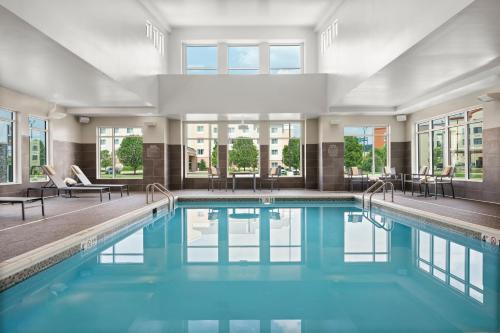 Residence Inn by Marriott East Peoria - image 13