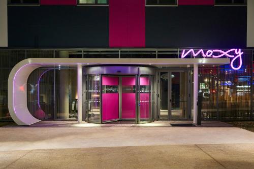 Moxy Paris Charles de Gaulle Airport