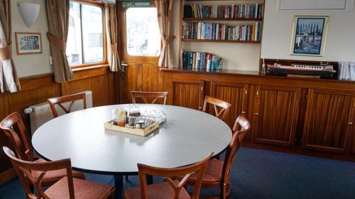 Hotelboat Angeline 5