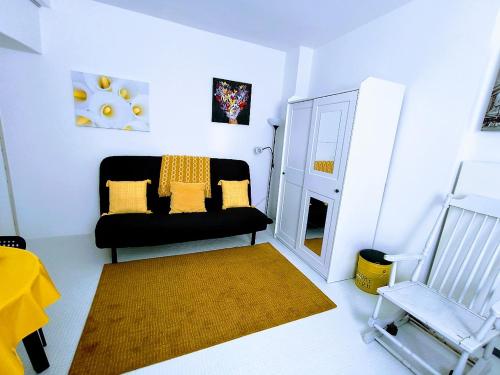  Ca´ Sistina Yellow in Morcote