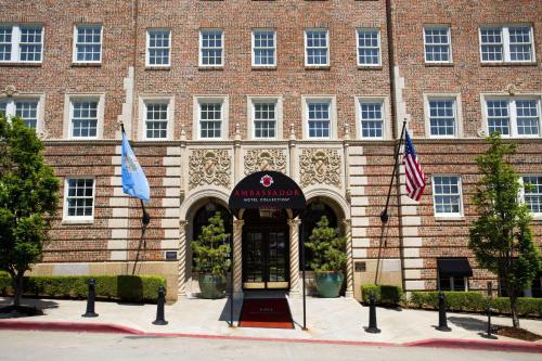 Ambassador Hotel Tulsa, Autograph Collection by Marriott