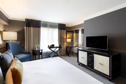 1 queen bed