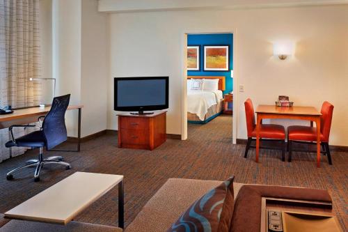 One-Bedroom Suite