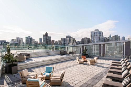 Pub/Lounge, the DOUGLAS, Autograph Collection Vancouver in Yaletown