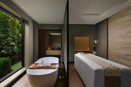 Spa, The Westin Surabaya in Dukuh Pakis