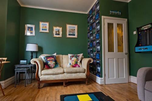 Albert's Rest - image 2