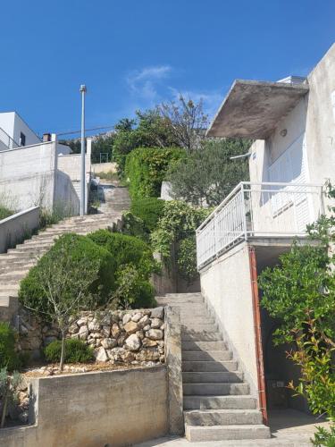 Apartments Lile by the sea, Čelina Zavode