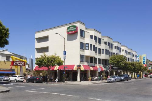 Courtyard by Marriott Fishermans Wharf