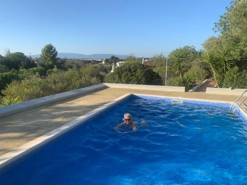 Swimming pool, Algarve booking Casa Alfarrobeira Benagil Caves private parking airco heated private pool - AL in Salicos
