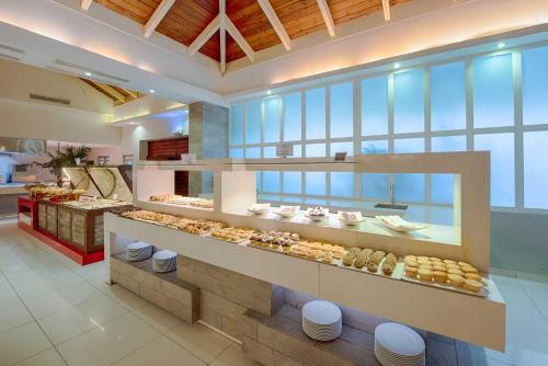 Grand Sirenis Punta Cana Resort & Aquagames - All Inclusive photo 4