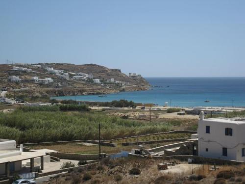 Cycladic Home with Sea View in Kalo Livadi