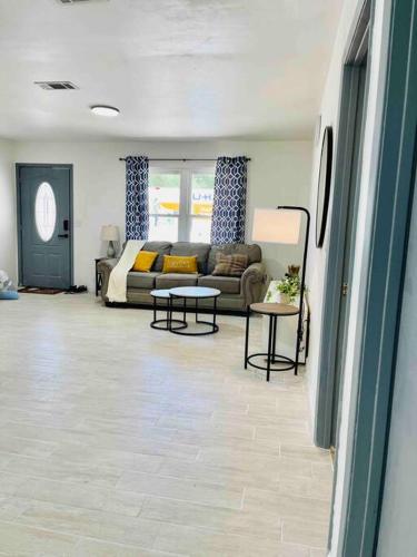 Luxury and Cute Choctow Beach Home in Destin (FL)