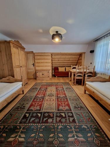 Apartamenty i Pokoje Krupówki Tuż Tuż (Apartamenty i Pokoje Krupowki Tuz Tuz) in Zakopane