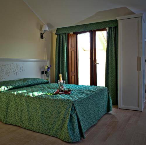 Hotel San Berardo - Tap to explore photos