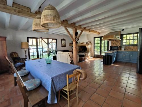 Villa Yéyéyette spacieuse 6 à 8 personnes - Location, gîte - Andernos-les-Bains