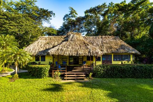 . Tanager RainForest Lodge