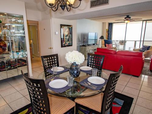 440 West Condos 1107-N - Panoramic Water Views - image 2