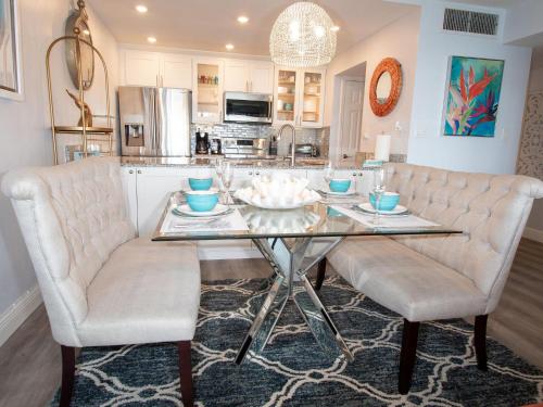 440 West Condos 1208-N Gulf-front corner condo with spectacular views in Clearwater Beach, USA