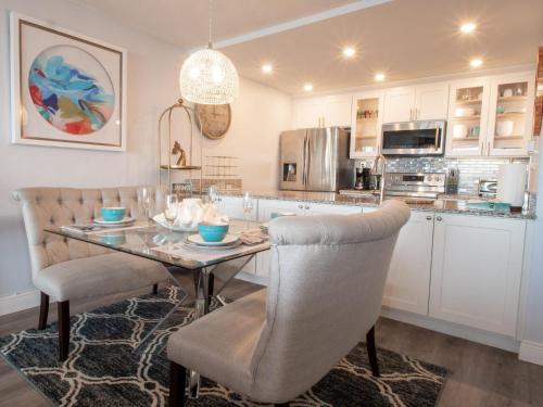 440 West Condos 1208-N Gulf-front corner condo with spectacular views in Clearwater Beach, USA