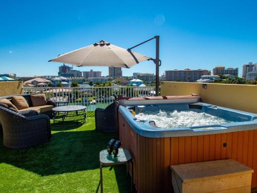 Paradise Cove Townhome 145-3 - Premium Waterfront Community in Clearwater Beach, USA