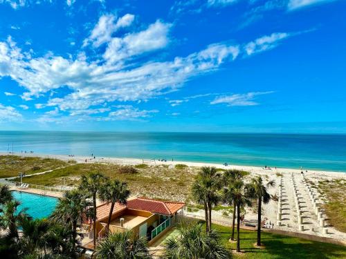 Regatta Beach Club 403N 90 day min in Clearwater Beach, USA