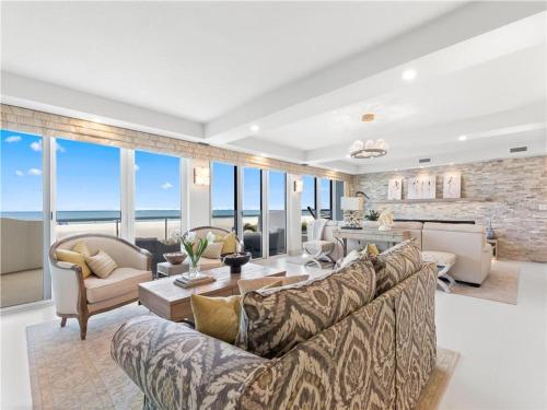 Utopia Condo Unit 202 - The Luxury Boutique Style in Clearwater Beach, USA