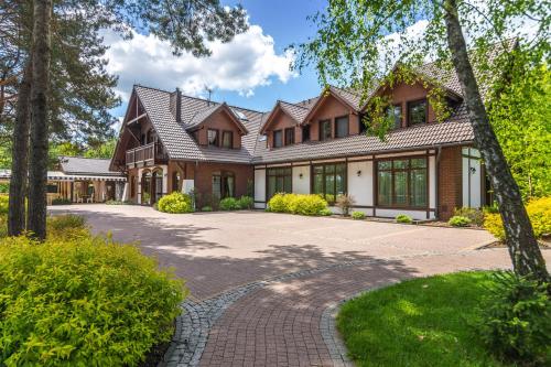Viesnīcas āriene, Osada Grzybowski Młyn apartamenty z dużym ogrodem KAISERÓWKA (Osada Grzybowski Mlyn apartamenty z duzym ogrodem KAISEROWKA) in Waglikowice