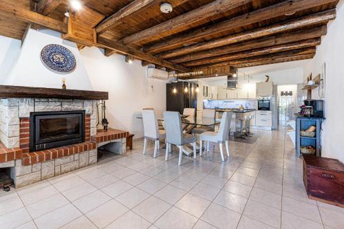 Facilities, Silves Retreat by Algarve Golden Properties in Venda Nova