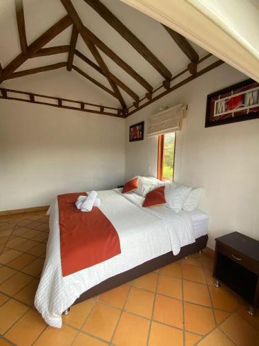 Double Room image 10