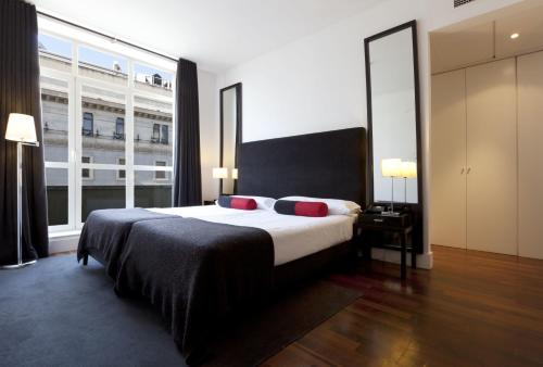Hotel Quatro Puerta Del Sol Room Type - Triple Room