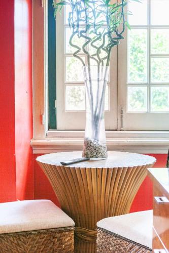 B&B Quarto Vermelho Estilo Moderno in A-Dos-Cunhados