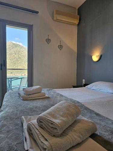 Studio with Sea View room in Joanna Apartments